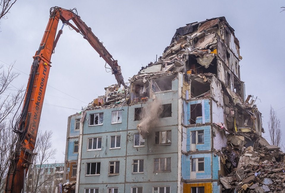 Снос многоквартирного дома
